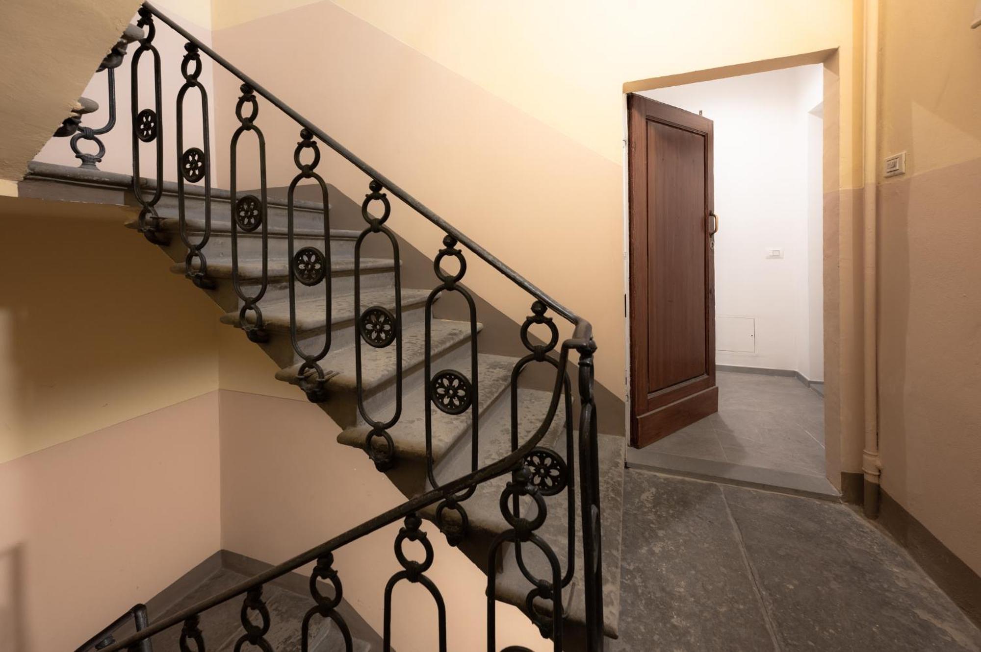 Via Ponte Alle Mosse, 19 - Florence Charming Apartments - A Chic, Newly Renovated Apartment Near Tram Leopolda, A Few Min From Downtown Exteriér fotografie