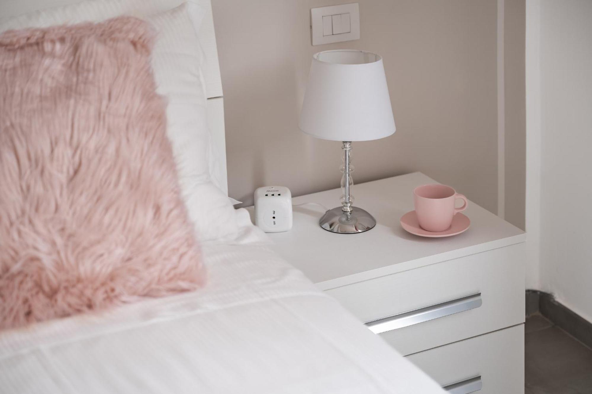 Via Ponte Alle Mosse, 19 - Florence Charming Apartments - A Chic, Newly Renovated Apartment Near Tram Leopolda, A Few Min From Downtown Exteriér fotografie